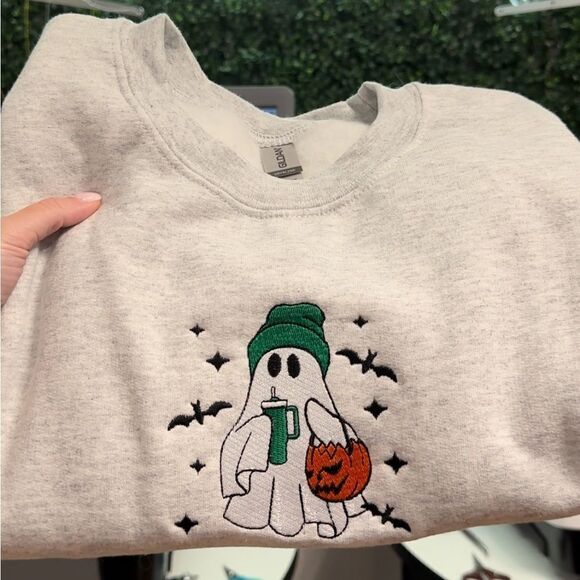 Cute Ghost Embroidered Sweatshirt - Picture 2 of 2